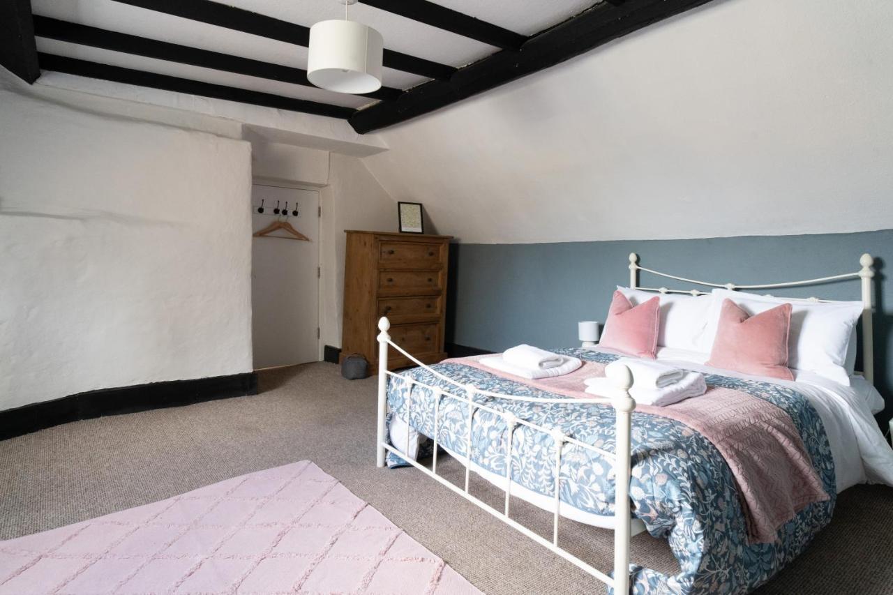 Redesdale View, High Street With Private Garden Appartement Moreton-in-Marsh Buitenkant foto